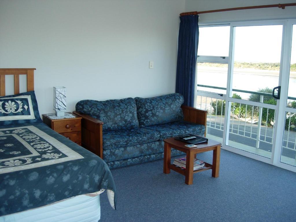 Tutukaka Coast Motor Lodge Ngunguru Room photo